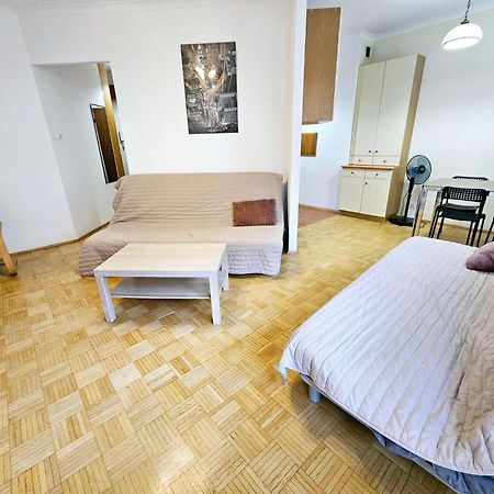 Green Kabaty Apartment 1 Варшава Екстериор снимка